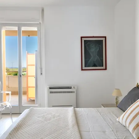 Poetto Seaview - Near The Апартаменты *